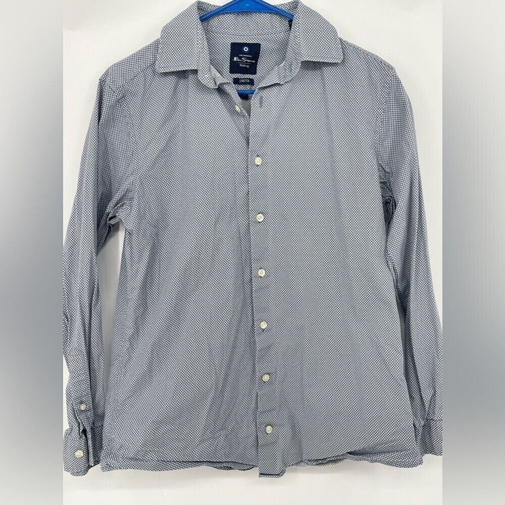 Ben Sherman stretch size medium button down blue with design shirt